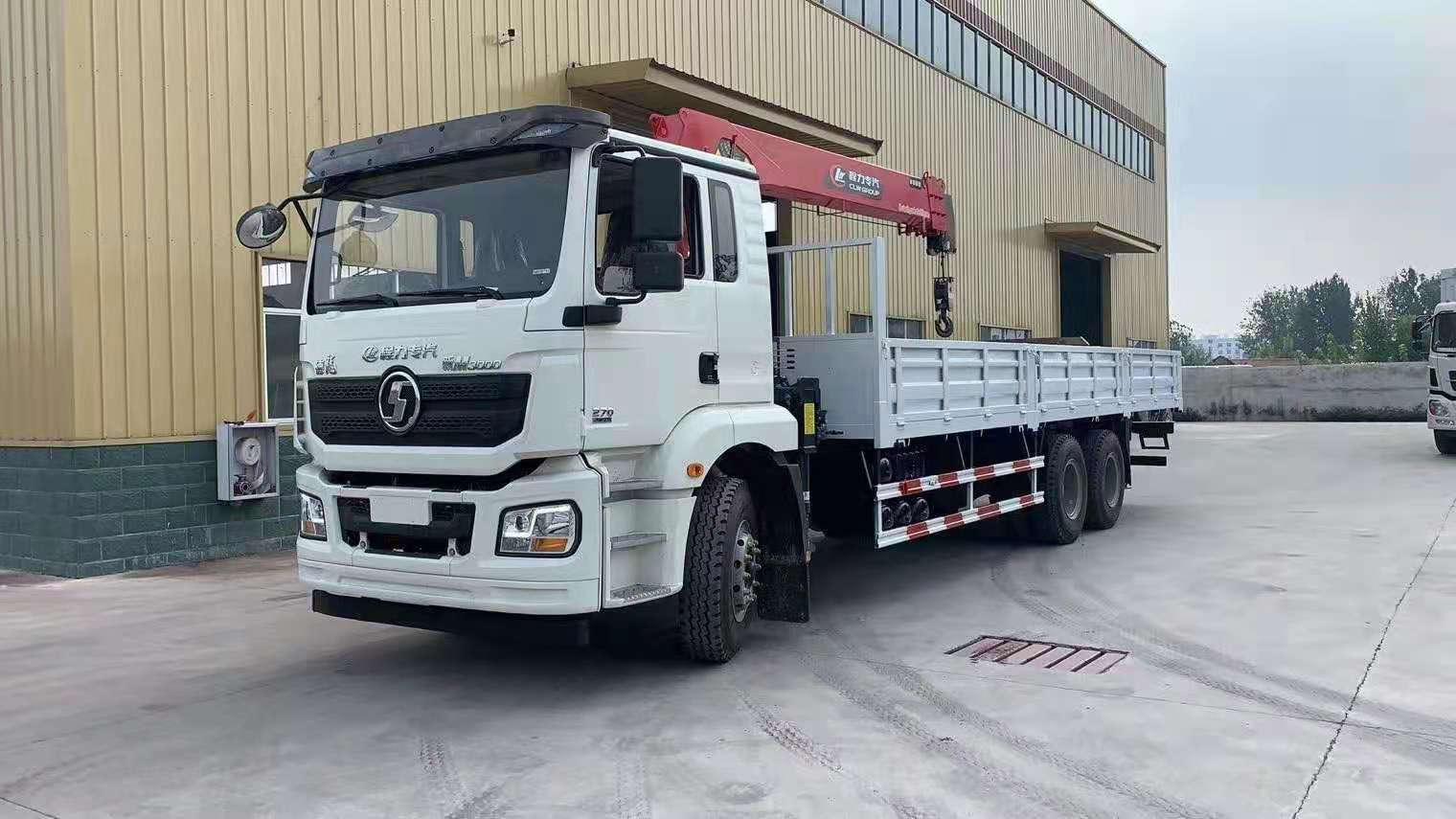 SHACMAN F3000 随车起重机 6×4